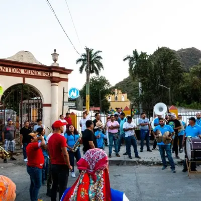 2022 - Entrega de Banderas de la Comparsa Azteca.